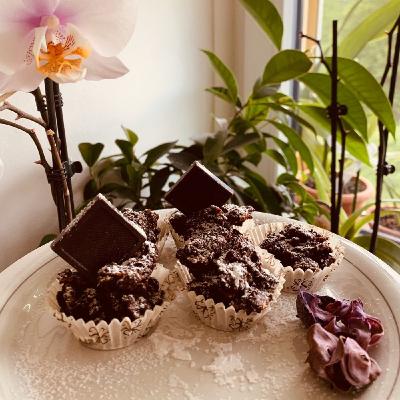 Nuvole di cioccolato e crema al caffè Nuvole di cioccolato e crema al caffè
