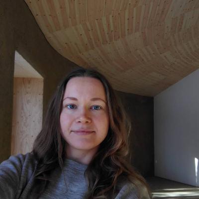 Adventures in Swedish Straw Bale Construction with Laura Vidje Adventures in Swedish Straw Bale Construction with Laura Vidje