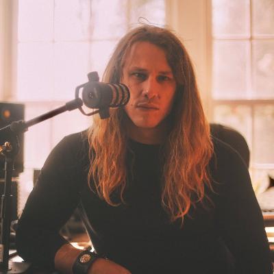 The Far Right Is Preying On Weak, Porn Obsessed Men