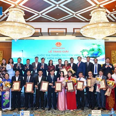 Tin trong nước - Hành động tiết kiệm điện cho một tương lai xanh bền vững Tin trong nước - Hành động tiết kiệm điện cho một tương lai xanh bền vững