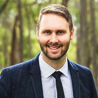 UC 416: Dr Kieran Richardson on non-surgical and holistic approaches to injury