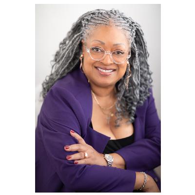 Selling Without the Struggle: Dr. Donna Smith Bellinger's Blueprint for Confident Conversations and Closing Clarity
