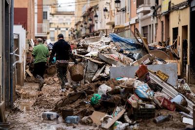 La estremecedora historia de Tina y Lola: "Fue una apocalipsis zombi una sensación devastadora, no había nada ni nadie" La estremecedora historia de Tina y Lola: "Fue una apocalipsis zombi una sensación devastadora, no había nada ni nadie"
