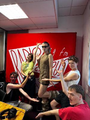 "Vilaine garçon", le tube de l'été de CHÉRI "Vilaine garçon", le tube de l'été de CHÉRI