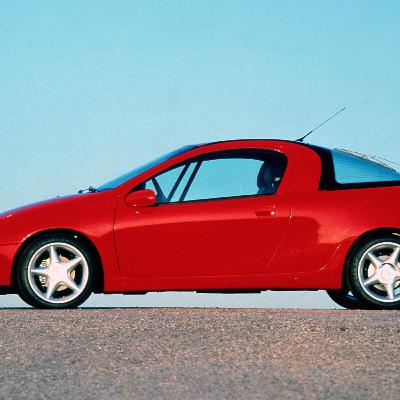 The Secrets of Opel Tigra 94, Italian POV | Johnny's Garage