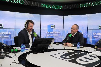 Alejandro Fernández: "Quieren sacar a España de Cataluña para luego sacar a Cataluña de España" Alejandro Fernández: "Quieren sacar a España de Cataluña para luego sacar a Cataluña de España"