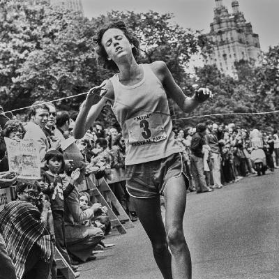 "Si les femmes veulent faire du sport, ça doit être esthétique, tout en gentillesse" : le sport féminin dans les médias, un long combat