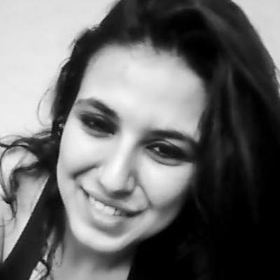 Introduction : Women with stories