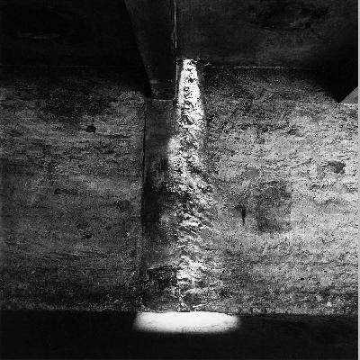 Fotografien von Wolfram Janzer treffen auf Glasobjekte von Bernhard Huber Fotografien von Wolfram Janzer treffen auf Glasobjekte von Bernhard Huber