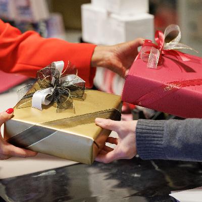 Der Wert des Schenkens: Mehr Preisvergleich, mehr Second Hand im Weihnachtsgeschäft