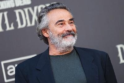 I tu què mires? Entrevista a l'actor Eduard Fernández i la recomanació de la setmana de la Mariola Cubells