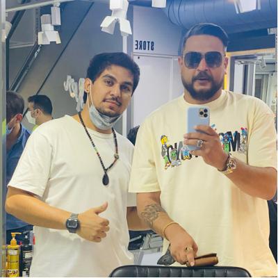 خسته از هركی كه بود خسته از هركی كه هست
راه میفتم كه برم مثل هر شب مست مست