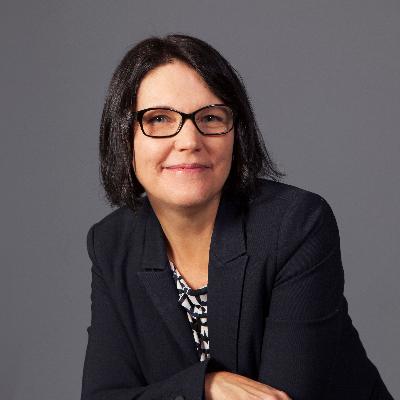 Episode 56: How to be a 'cycle breaker' in your parenting with Mindfulness at Play, with Psychologist Angela North