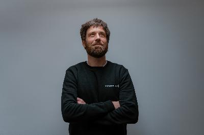 Podcast mit Sven Bernhardt von Comodule: Nach der Elektrifizierung kommt die Digitalisierung
