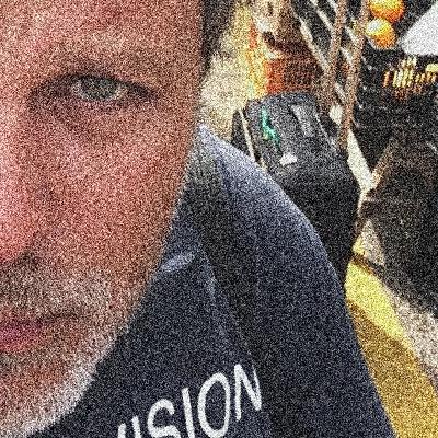 15: Eduardo Drouillas, Locutor, Radio Valentin Letelier