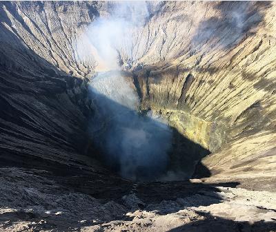 Backstage Bants with Daisy Steere