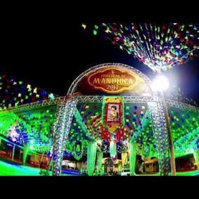 Festejos Juninos de Lagarto - Jennifer Daniela, Fabrícia, e Vitória Sthefany (3ºA )