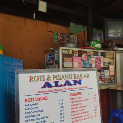 Menyediakan Makanan & Minuman Favorite Anda.