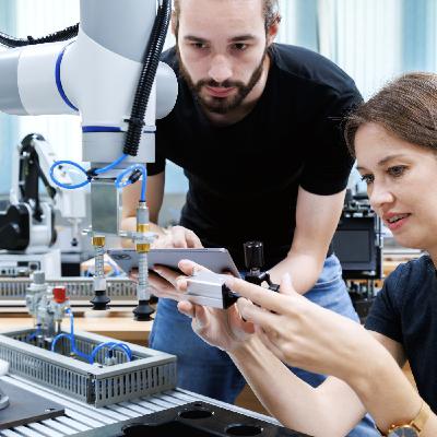 How Co-Line and Hexagon Are Combining Robotics and Human Talent in Manufacturing
