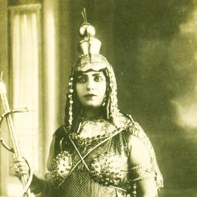 عشوائي (58) منيرة المهدية سلطانة التكنو والطق طق عشوائي (58) منيرة المهدية سلطانة التكنو والطق طق