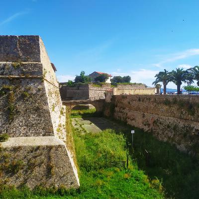 La fondation d'Ajaccio , une histoire de pierres et de stratégie La fondation d'Ajaccio , une histoire de pierres et de stratégie