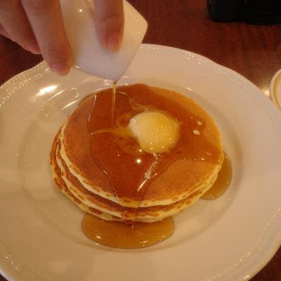 #64 ロイホでロイホの本を片手にロイホについて語る🥞