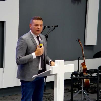 Doamne, învață-mă să slujesc! - Adi Mocan Doamne, învață-mă să slujesc! - Adi Mocan