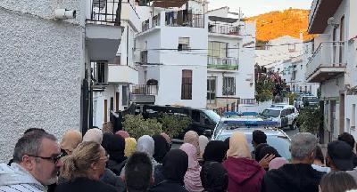 Mueren un matrimonio y sus dos hijos por un escape de gas en Torrox (Málaga) Mueren un matrimonio y sus dos hijos por un escape de gas en Torrox (Málaga)