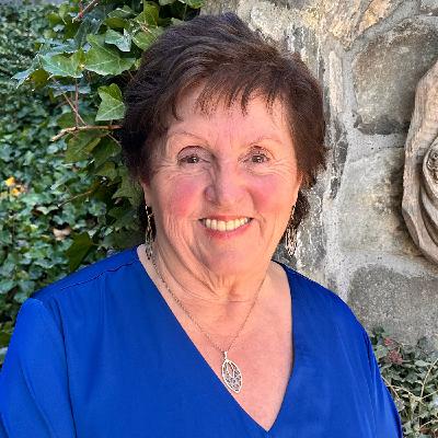 Autorin Anni Mathes: Literatur Wanderweg Bludesch