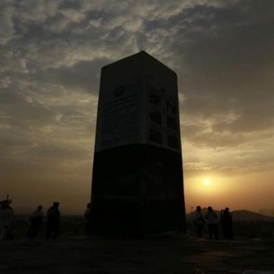 Jabal Rahmah                        Jun Noenggara