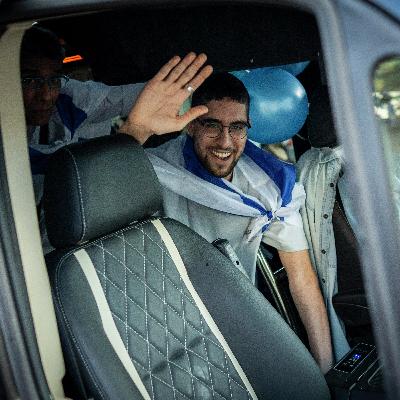 13 ימים לאחר שחרורם מהשבי: 4 שורדי שבי חזרו לביתם 13 ימים לאחר שחרורם מהשבי: 4 שורדי שבי חזרו לביתם