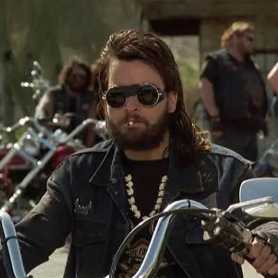 CINEMOTÓGRAFO 143. Charlie Sheen más allá de la ley CINEMOTÓGRAFO 143. Charlie Sheen más allá de la ley