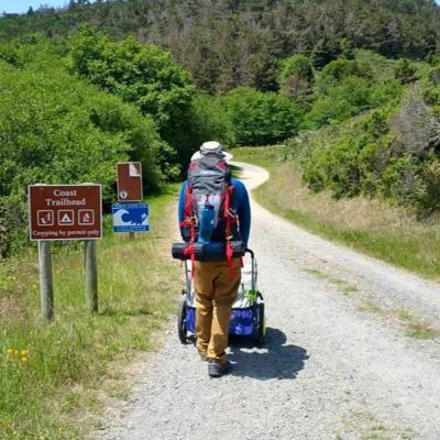 S1E29 - Hiking Across America: A Death March In 30 Posts w/ Johnny Amizich