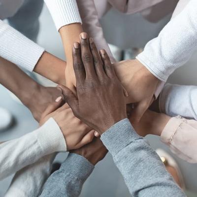 25% of students from ethnic minority experience racism at least once a month