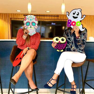 Quítate la máscara. Aprende a ser auténtico. Quítate la máscara. Aprende a ser auténtico.