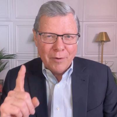 Trump's America: ICE Kills Mom, Greenland Invasion Threats, & Nazi-Style Slogans – We Warned You!