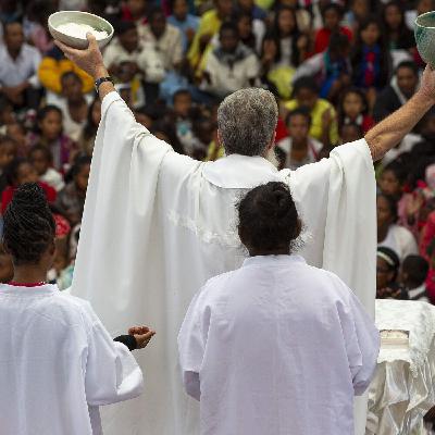 La messe du père Pedro – Madagascar La messe du père Pedro – Madagascar