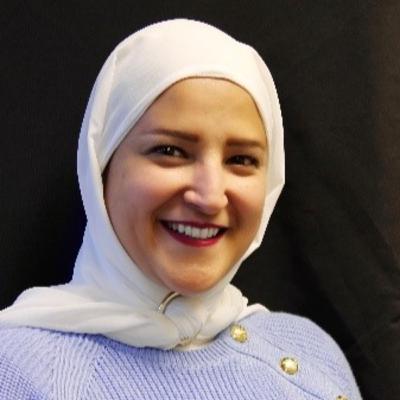 قصة نجاح مصرية في إدارة الوقت، تربية الأولاد، وعلم الأدوية مع د. ريم العلبي قصة نجاح مصرية في إدارة الوقت، تربية الأولاد، وعلم الأدوية مع د. ريم العلبي