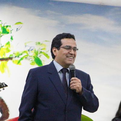 Como me ve Dios - Pr. Obeth Fernández