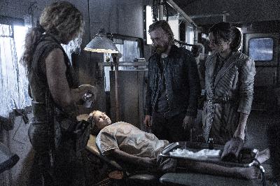 FTWDTT 101 – Blue Jay (S8E2)