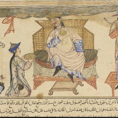 99: Syria's Complex Geopolitics: Air Bases, Sanctions, Accountability, and Great Power Mediation Guest: Ahmad Sharawi Ahmad Sharawi discussed the non-transparent situation in Syria, focusing on reports of potential US air bases (Mezzeh and Dumayr), with denia