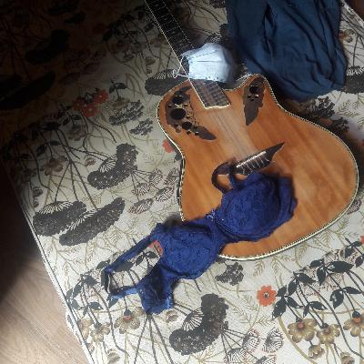 DIÉCISEIS - 15 minutos (17Amores) DIÉCISEIS - 15 minutos (17Amores)