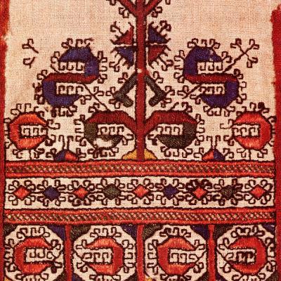 Александра Weld Queen. Чувашский Pac-man в орнаменте вышивки набедренного украшения Александра Weld Queen. Чувашский Pac-man в орнаменте вышивки набедренного украшения