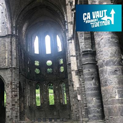 Villers-la-Ville vaut vraiment le Détour (5) : Coluche, pont de pierre, poésie et Hostieux moines