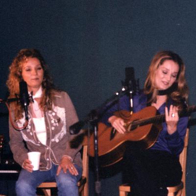 Loretta Lynn's Twins, Peggy and Patsy Lynn Loretta Lynn's Twins, Peggy and Patsy Lynn