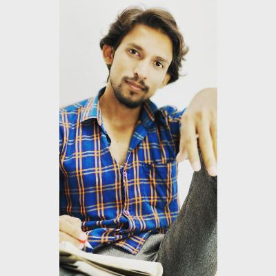 Listen Hindi shayari with Nitin