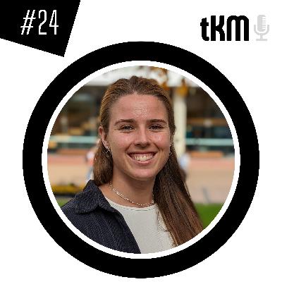 24 // Lauren Wood // Learning from Wearable technologies: Investigating running asymmetries through machine learning and inertial sensors 24 // Lauren Wood // Learning from Wearable technologies: Investigating running asymmetries through machine learning and inertial sensors