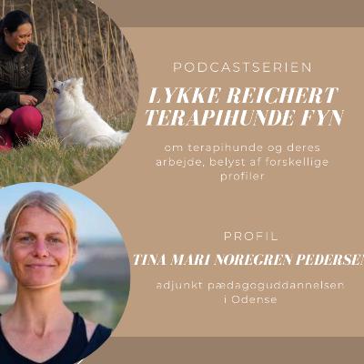 Lykke Reichert Terapihunde Fyn m/ Tina Mari Noregren Pedersen - adjunkt pædagoguddannelsen Lykke Reichert Terapihunde Fyn m/ Tina Mari Noregren Pedersen - adjunkt pædagoguddannelsen