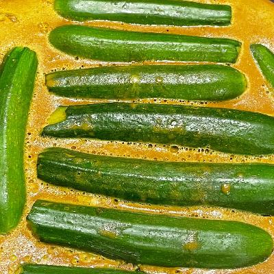 Kochen mit Genussforscher Prof. Thomas Vilgis: Zucchini-Pfanne – Wunderbar mediterran und schnell zubereitet