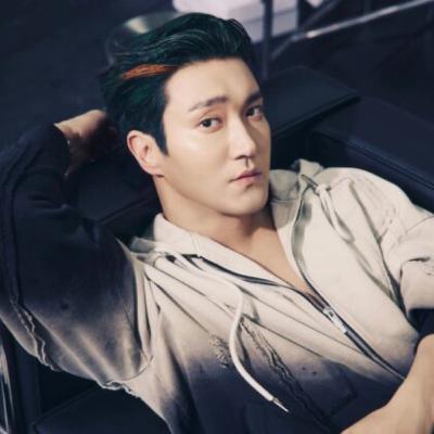 Popular Idols Unfollow Group Mate, Hinting At Internal Strife After Controversy